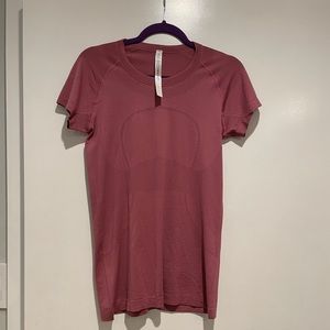 Like New Lululemon Swiftly Tech Crew Size 10